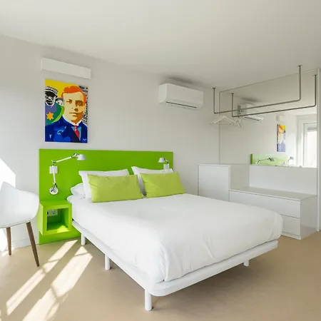 Apartment Popart Apartment's - 2 Ac, 2 Bathrooms, Balcony And Free Lockers, - Unesco Historic Center Porto