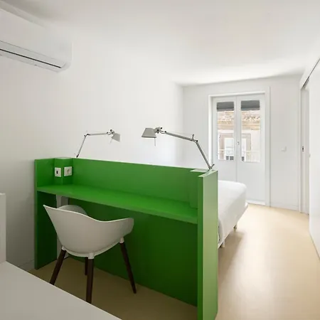 Popart Apartment's - 2 Ac, 2 Bathrooms, Balcony And Free Lockers, - Unesco Historic Center Porto